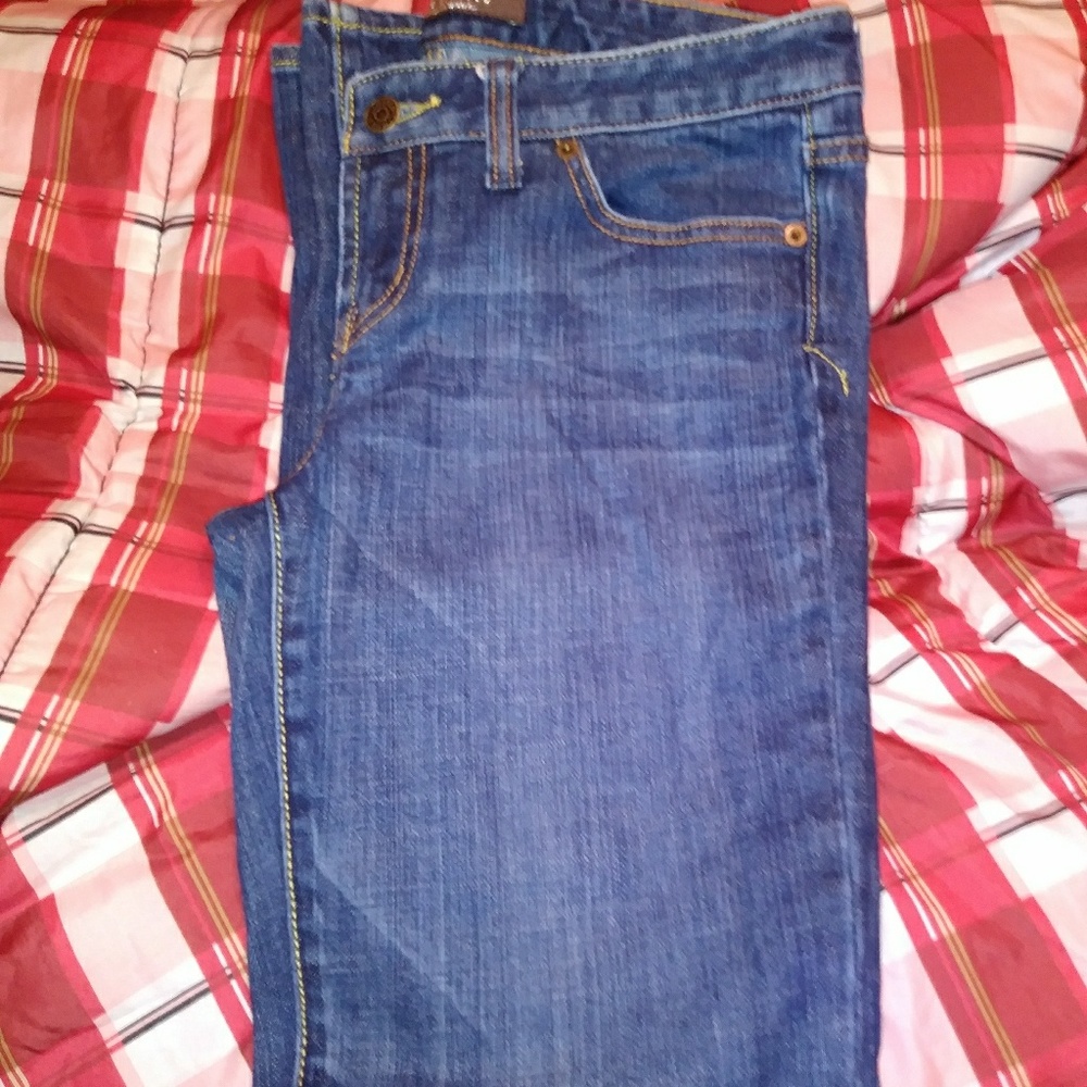jeans